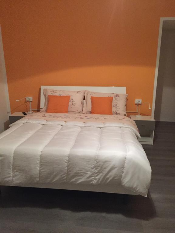 B&B Porto Vecchio Rooms - Stazione Centrale Trieste Ruang foto